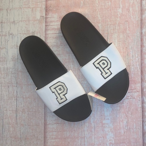 VS PINK- Slides, Sz: Lrg, Blk sole w/ Wht Strap & Blk&Wht Fabric Logo 'P', NWT - Picture 2 of 3